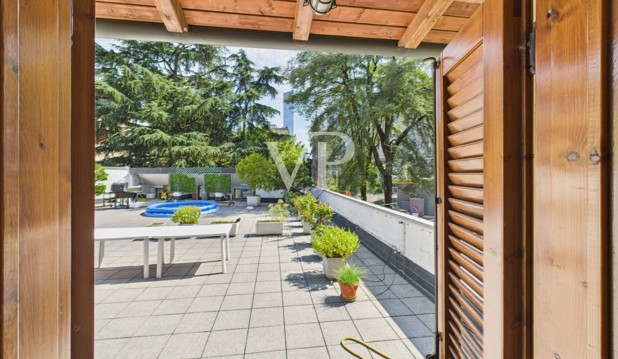 Wohn- und Geschäftskomplex in der Gegend von Porta Nuova