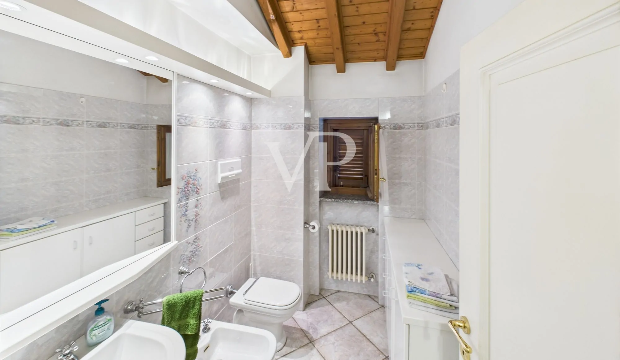 Wohn- und Geschäftskomplex in der Gegend von Porta Nuova