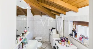 von_poll_real_estate_property_IT252942146_image_33