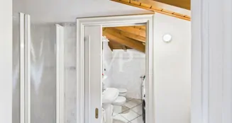 von_poll_real_estate_property_IT252942146_image_34