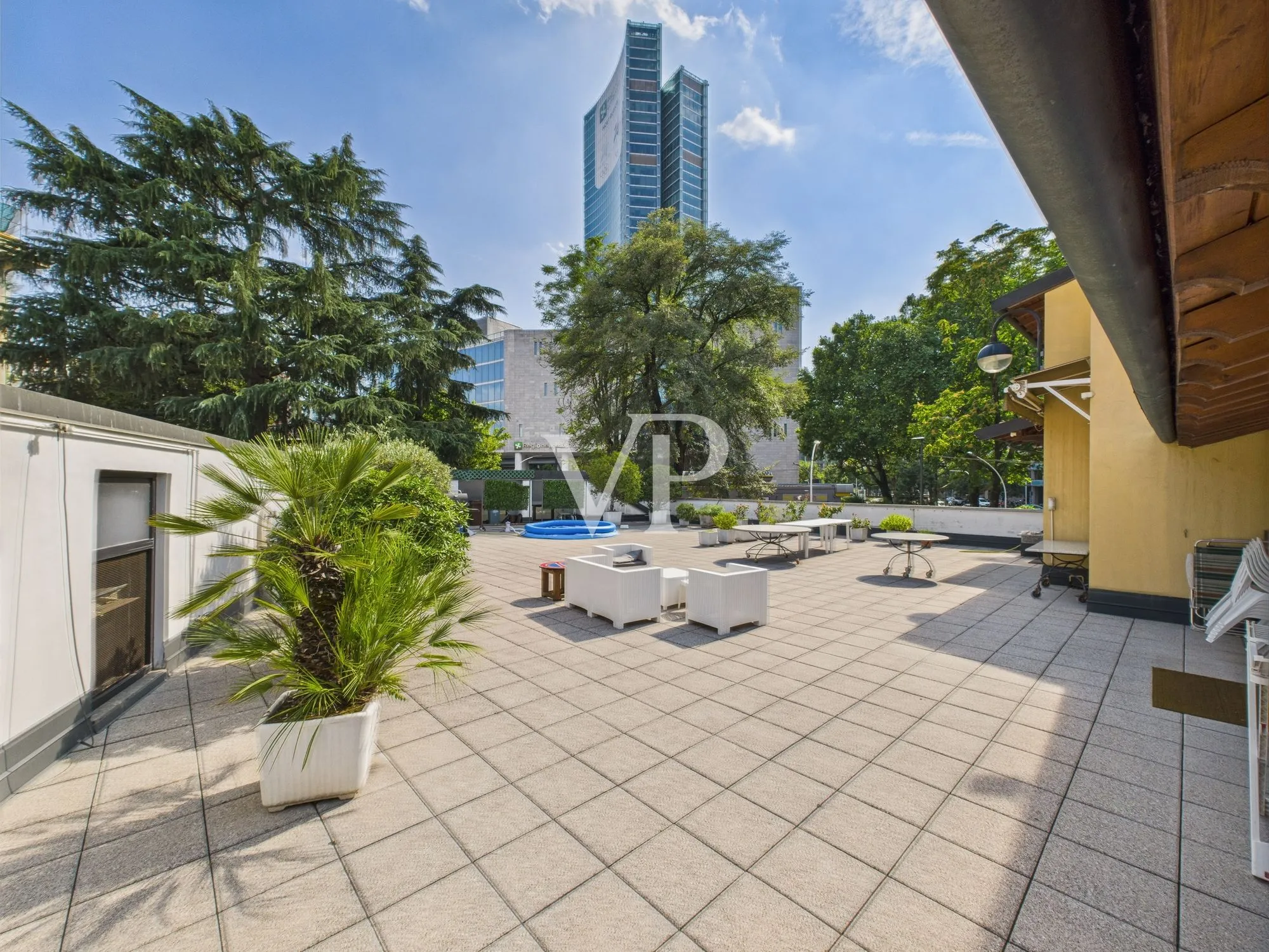 Exklusiver Wohn- und Geschäftskomplex in der Gegend von Porta Nuova