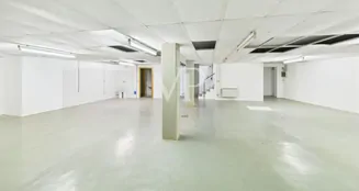 von_poll_real_estate_property_IT252942146_image_55