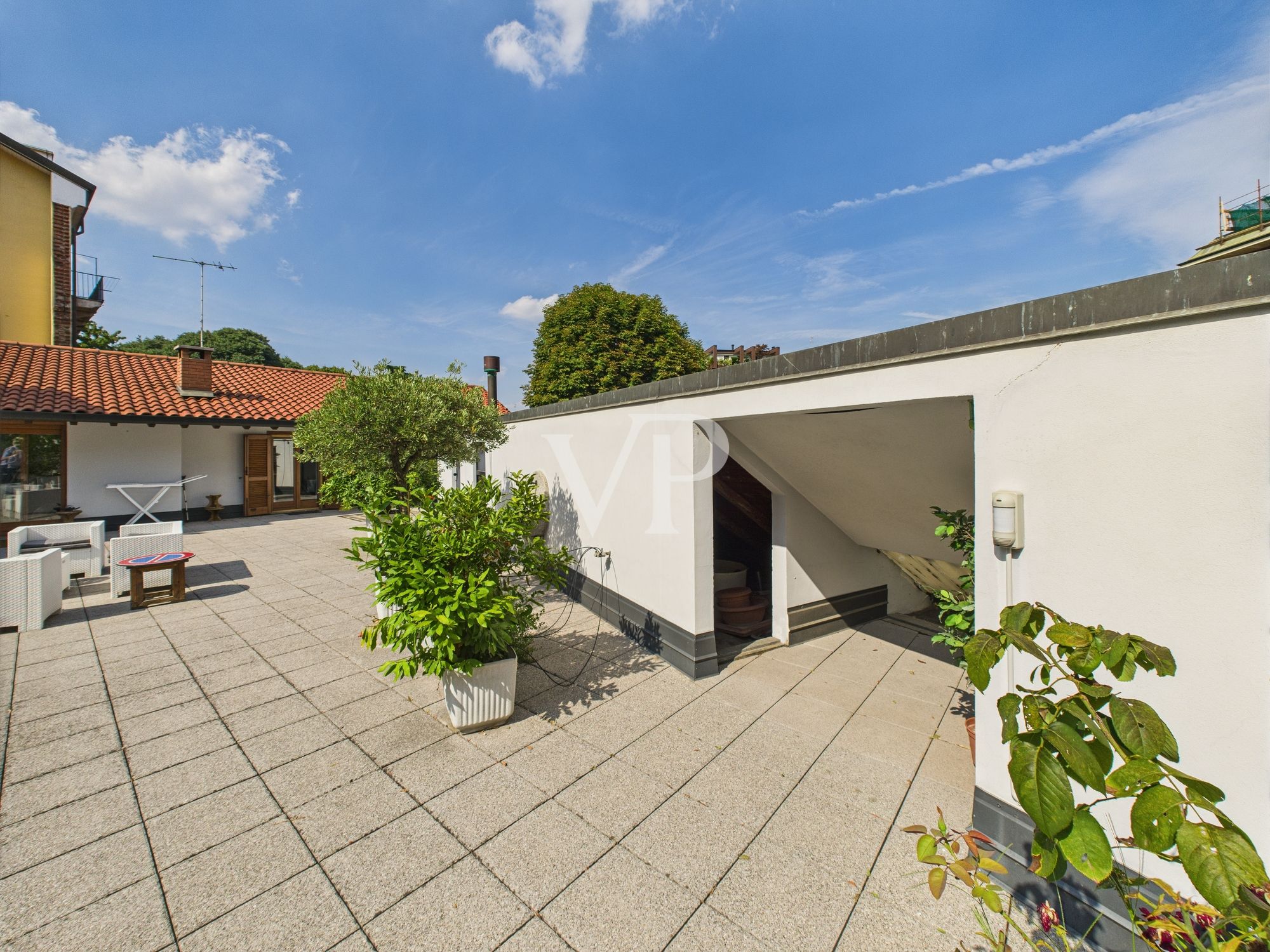 Wohn- und Geschäftskomplex in der Gegend von Porta Nuova
