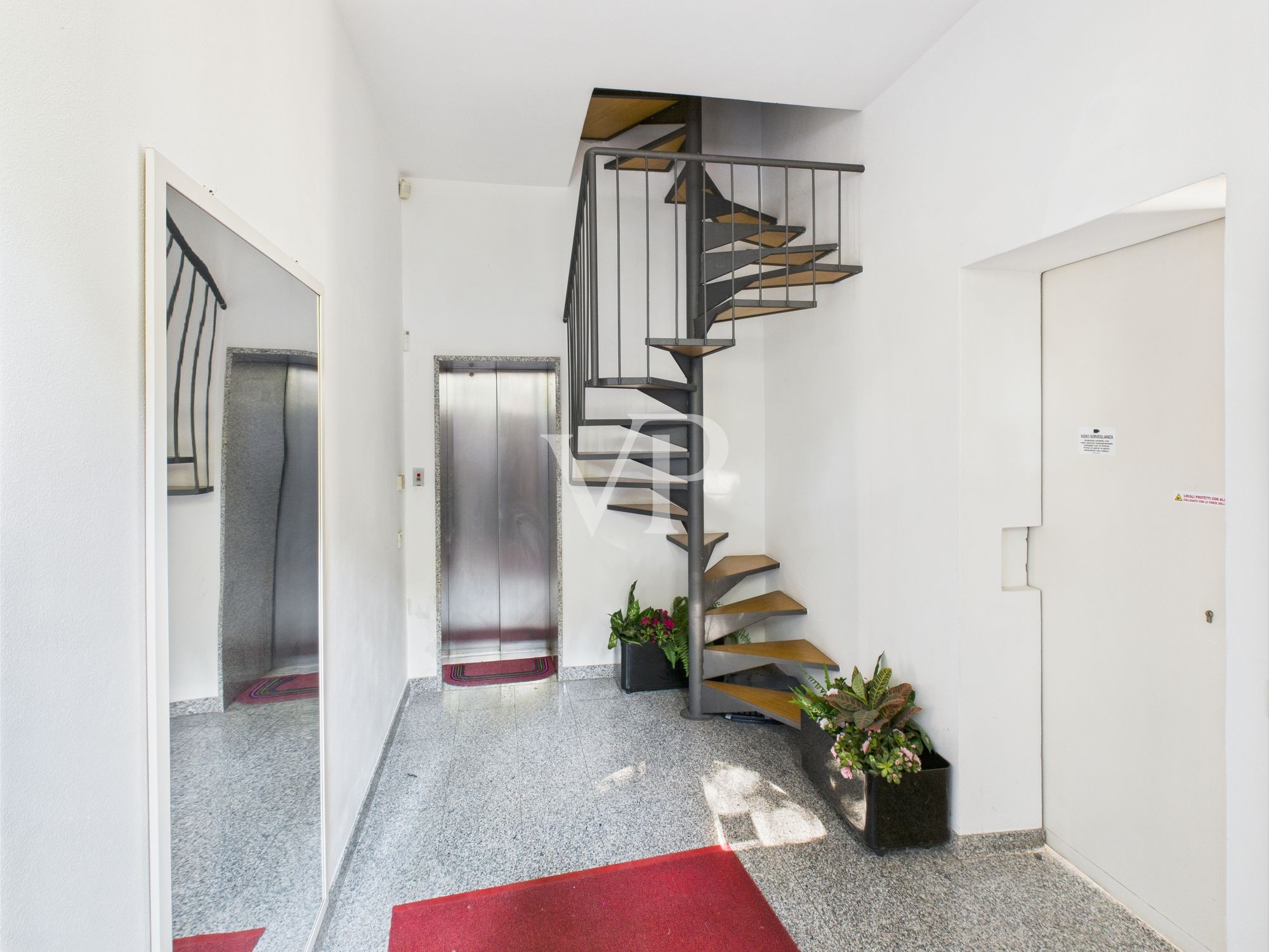 Wohn- und Geschäftskomplex in der Gegend von Porta Nuova