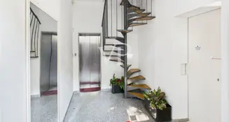 von_poll_real_estate_property_IT252942146_image_2