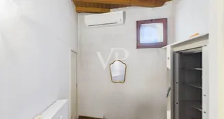 von_poll_real_estate_property_IT252942146_image_15