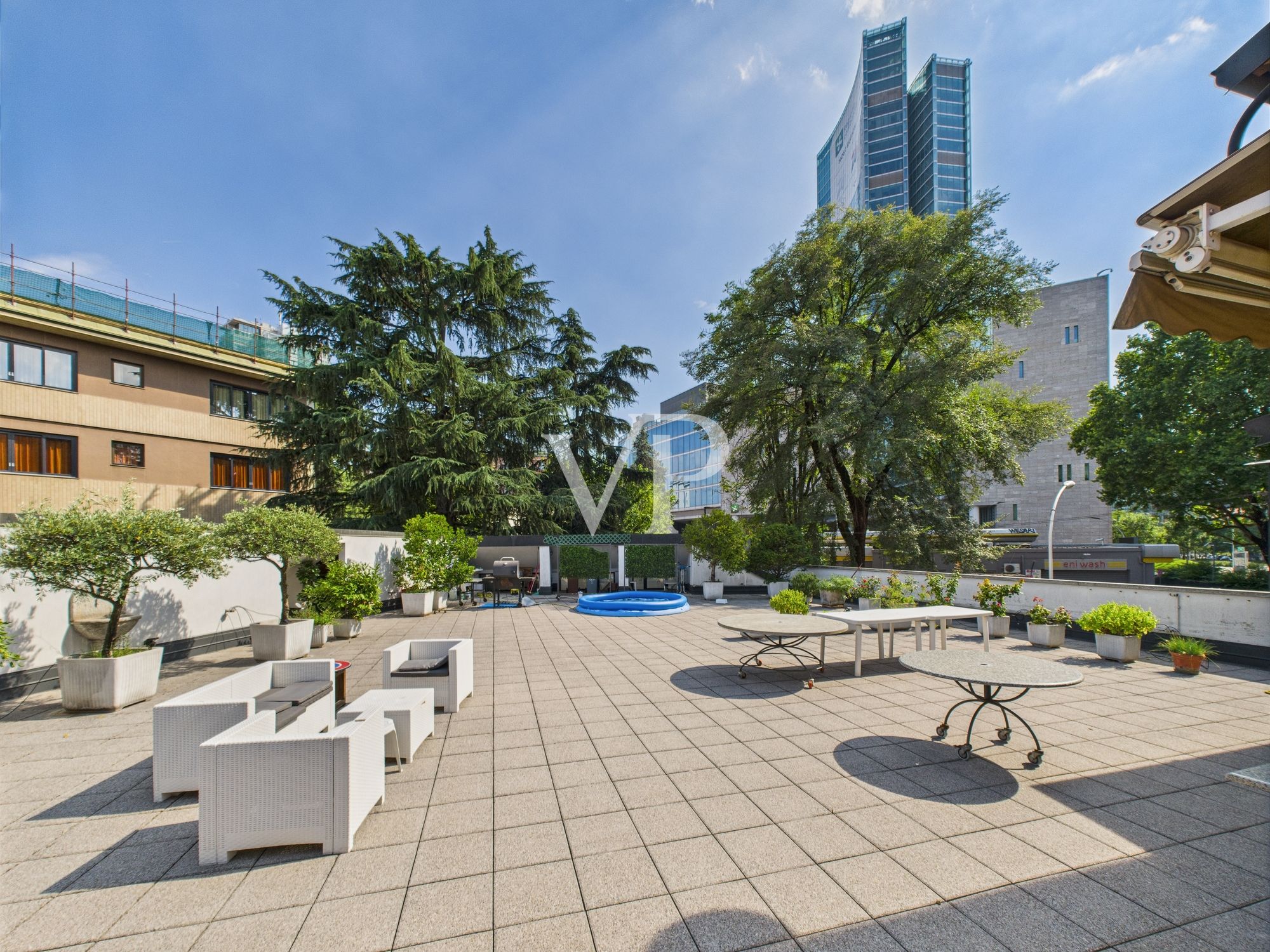 Wohn- und Geschäftskomplex in der Gegend von Porta Nuova