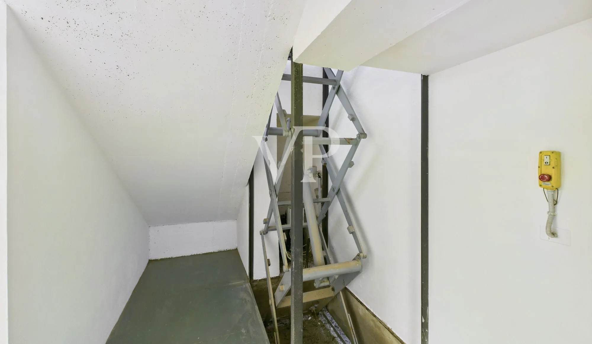 Wohn- und Geschäftskomplex in der Gegend von Porta Nuova