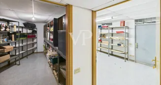 von_poll_real_estate_property_IT252942146_image_46