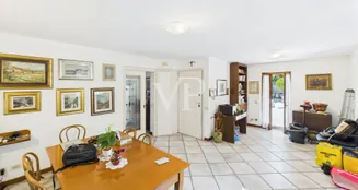 von_poll_real_estate_property_IT252942146_image_8