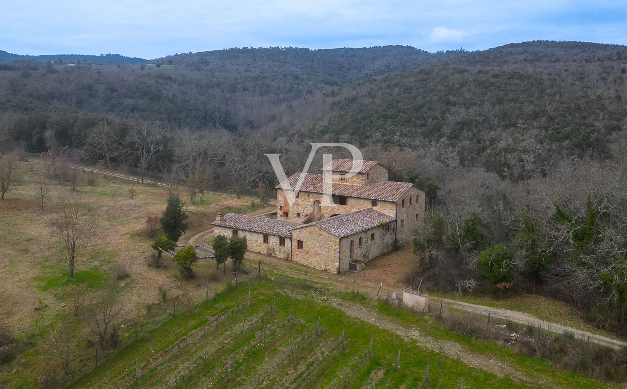 PODERE CAPRAIA
Castelnuovo Berardenga (SI) - Consorcio Villa Arceno
Una propiedad exclusiva en el corazón del Chianti Senese