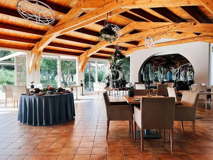 Li Neuli Country Club - Luxury Hotel