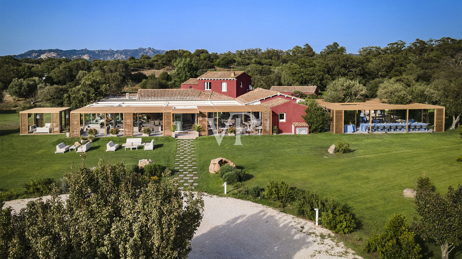 Li Neuli Country Club - Hotel di lusso