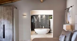 von_poll_real_estate_property_IT252942150_image_12