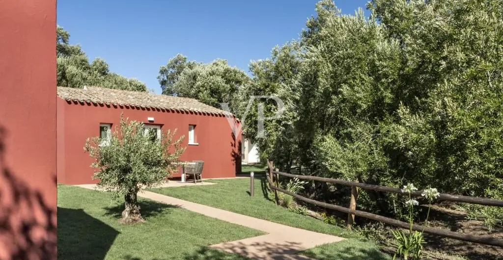 Li Neuli Country Club - Luxury Hotel