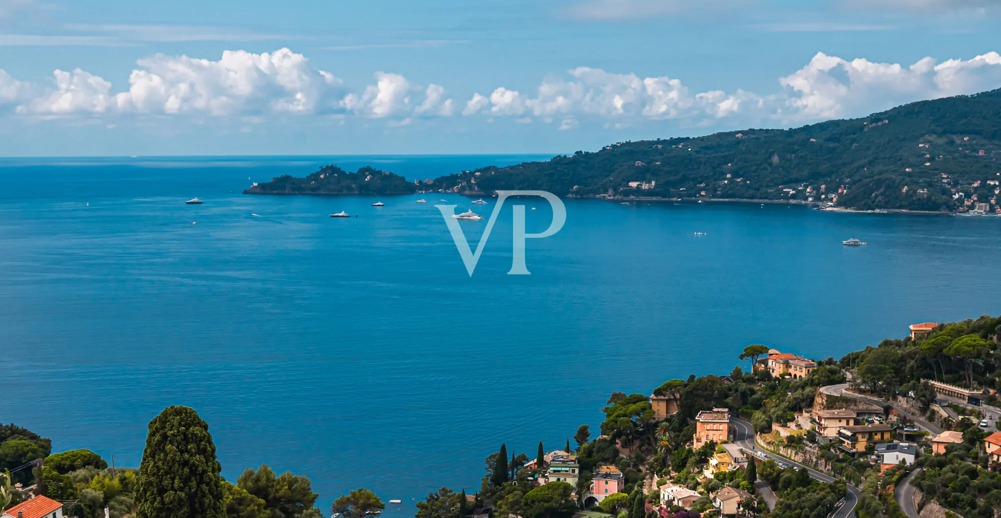 Im Bau befindliche Doppelhaushälfte mit atemberaubender Aussicht