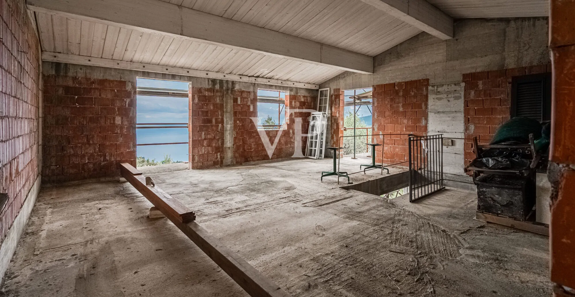 Im Bau befindliche Doppelhaushälfte mit atemberaubender Aussicht