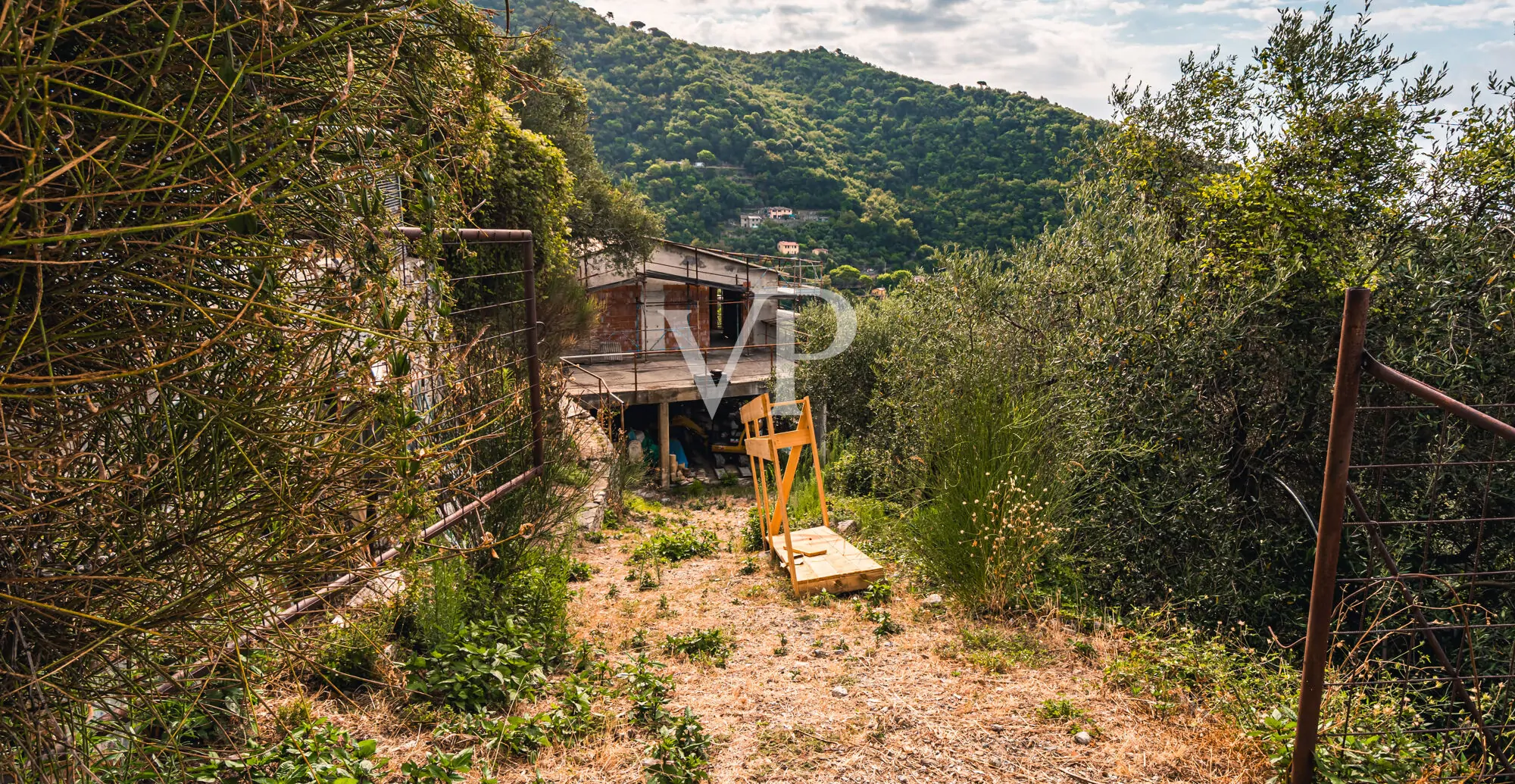 Im Bau befindliche Doppelhaushälfte mit atemberaubender Aussicht