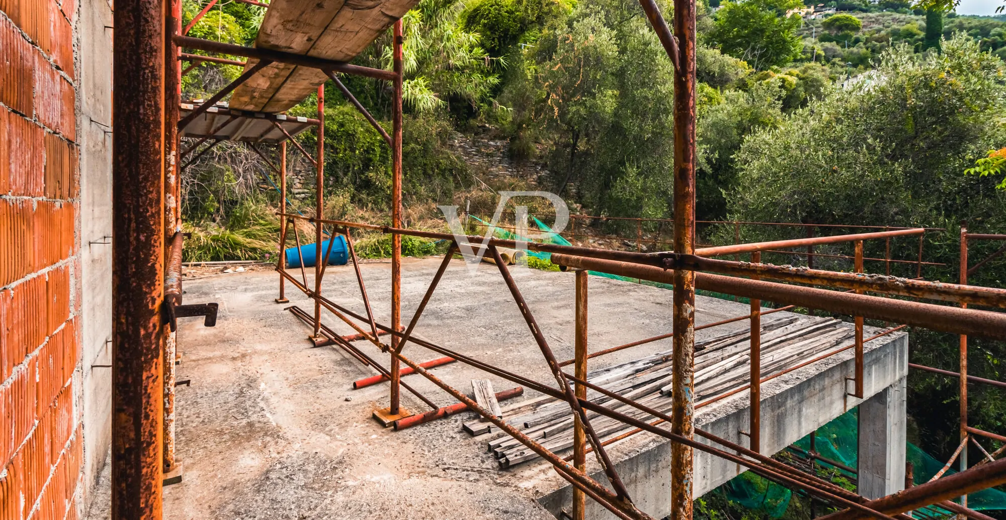 Im Bau befindliche Doppelhaushälfte mit atemberaubender Aussicht