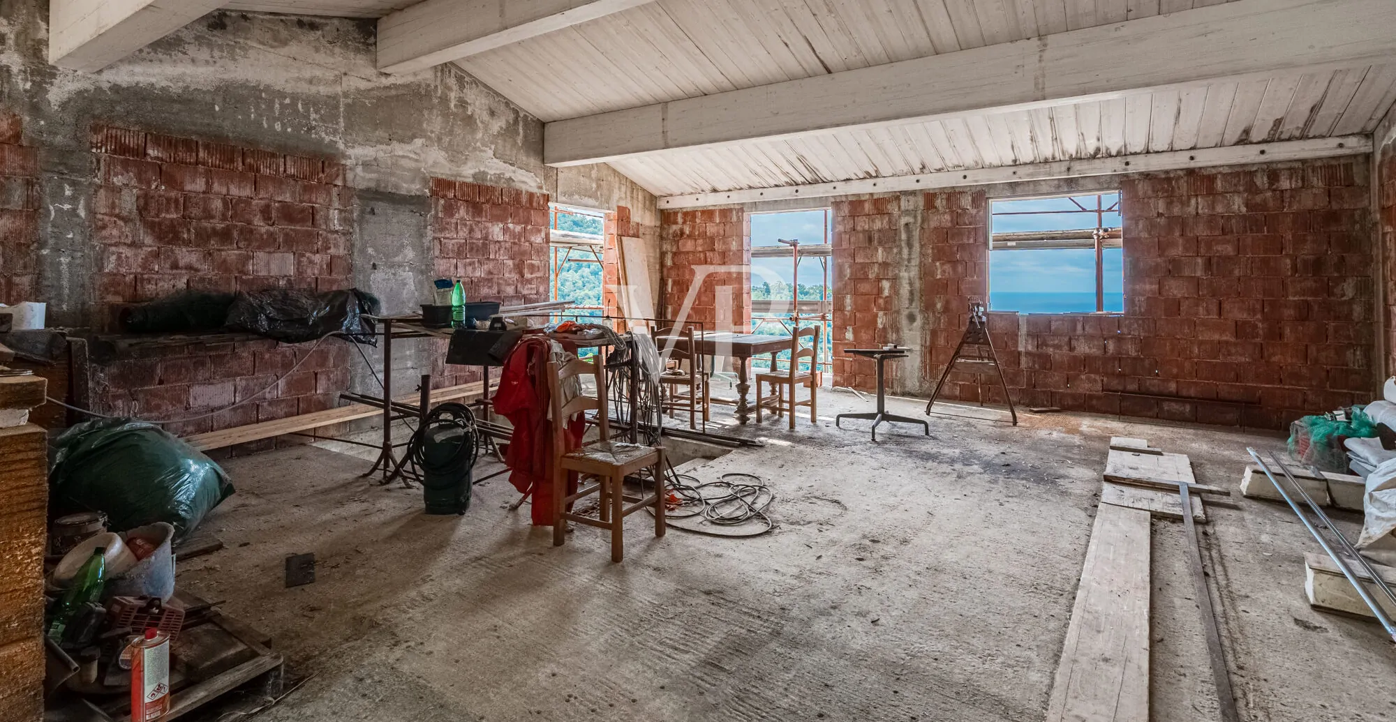 Im Bau befindliche Doppelhaushälfte mit atemberaubender Aussicht