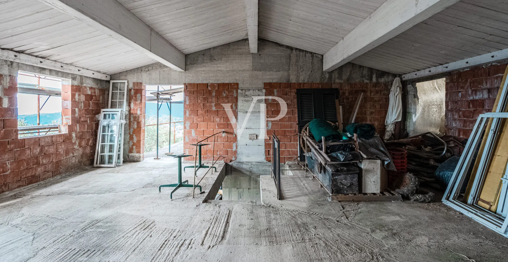 Im Bau befindliche Doppelhaushälfte mit atemberaubender Aussicht