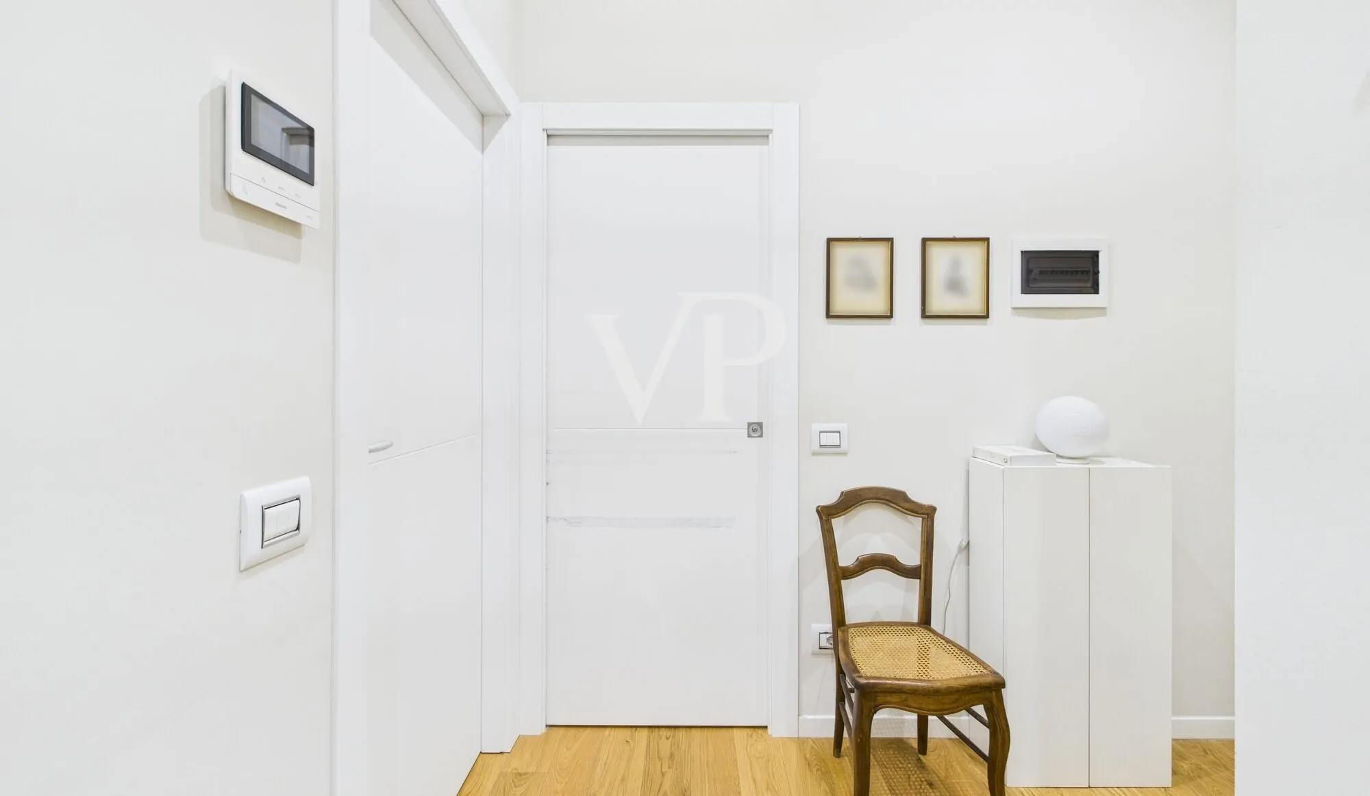 Repräsentatives zweigeschossiges Loft in Zone Missori