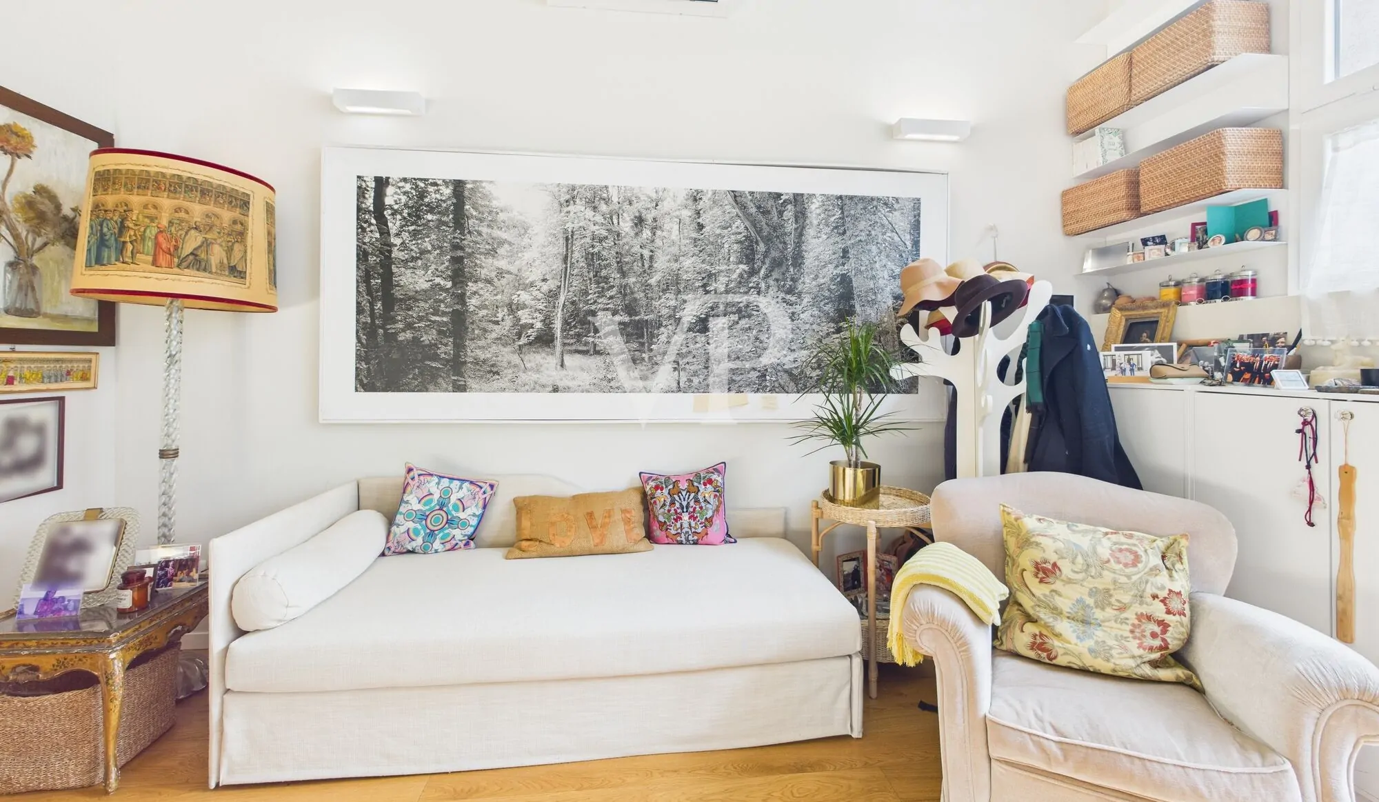 Repräsentatives zweigeschossiges Loft in Zone Missori