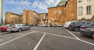 von_poll_real_estate_property_IT252942181_image_35