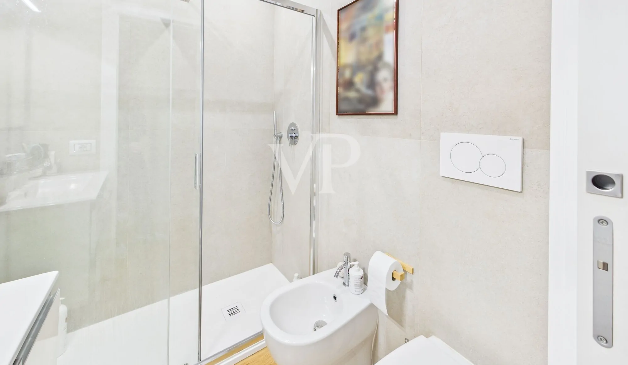 Repräsentatives zweigeschossiges Loft in Zone Missori