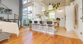 von_poll_real_estate_property_IT252942196_image_1