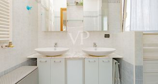 von_poll_real_estate_property_IT252942196_image_27