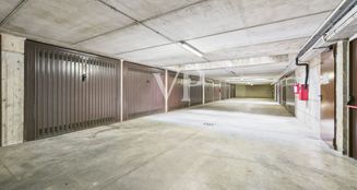 von_poll_real_estate_property_IT252942196_image_37