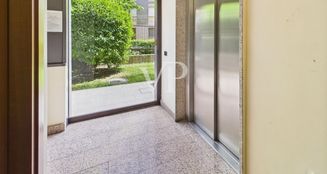 von_poll_real_estate_property_IT252942196_image_32