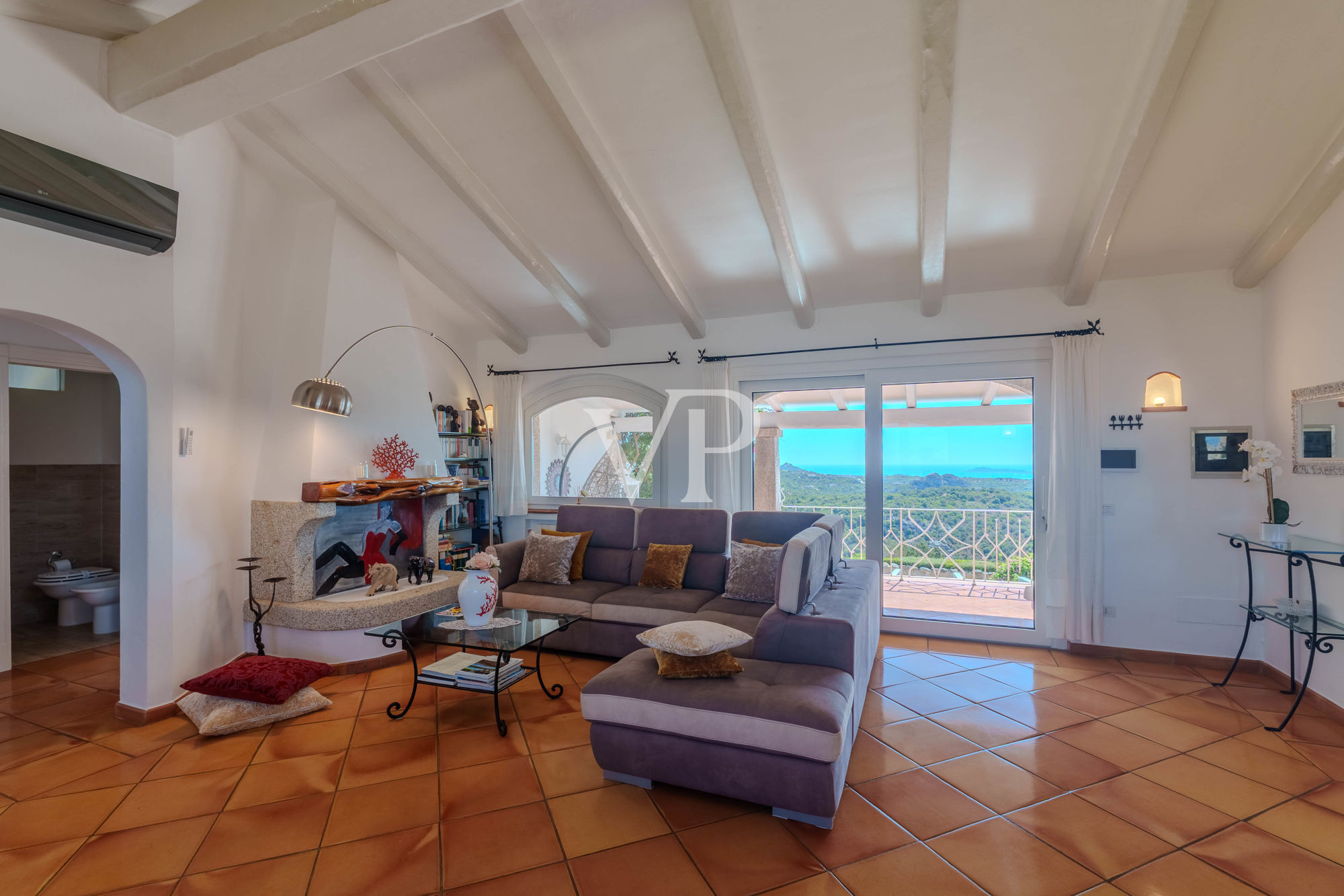 Einzigartige Villa mit Dependance und atemberaubendem Meerblick - nur 10 Minuten vom Porto Cervo entfernt