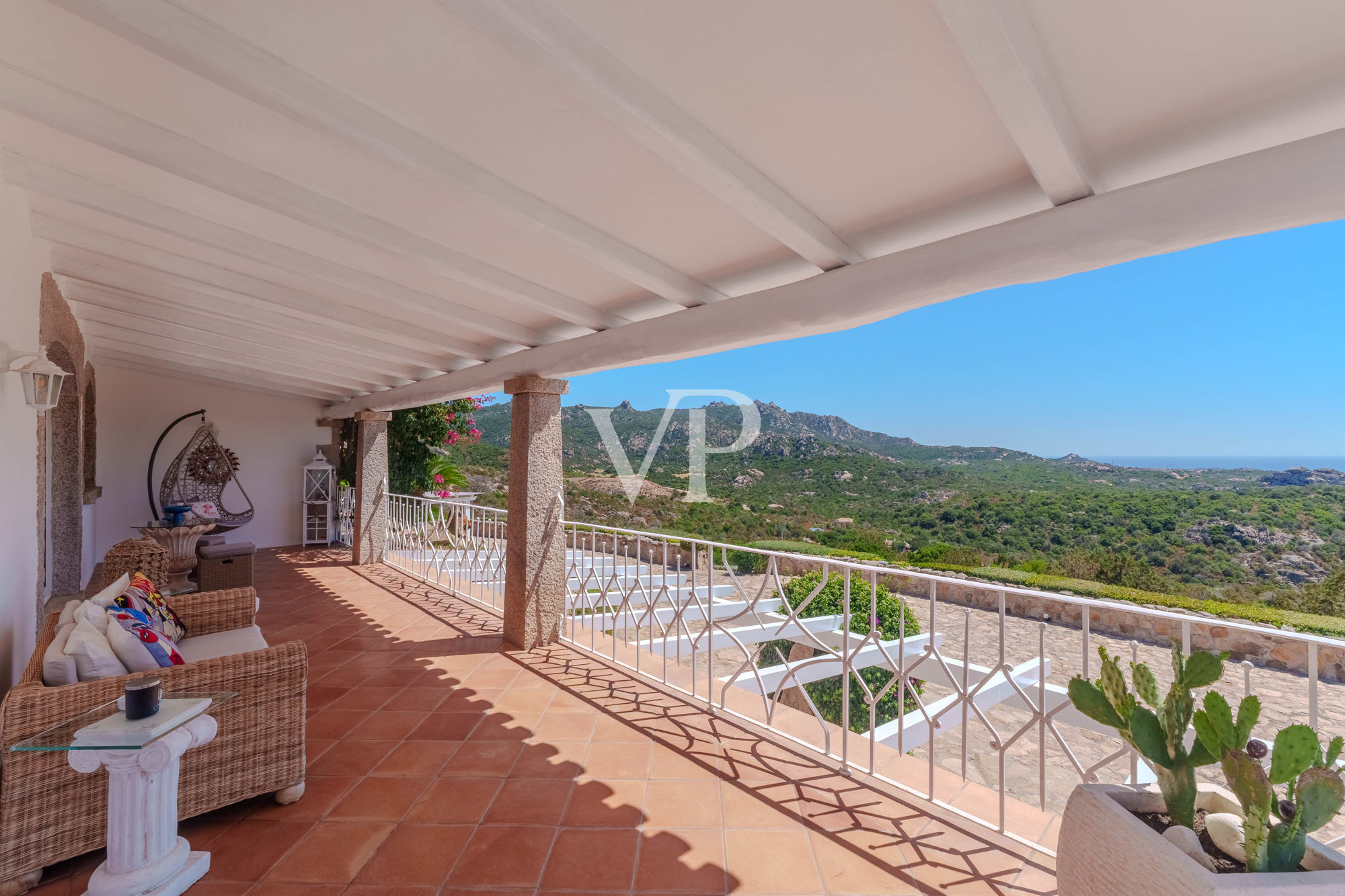 Einzigartige Villa mit Dependance und atemberaubendem Meerblick - nur 10 Minuten vom Porto Cervo entfernt