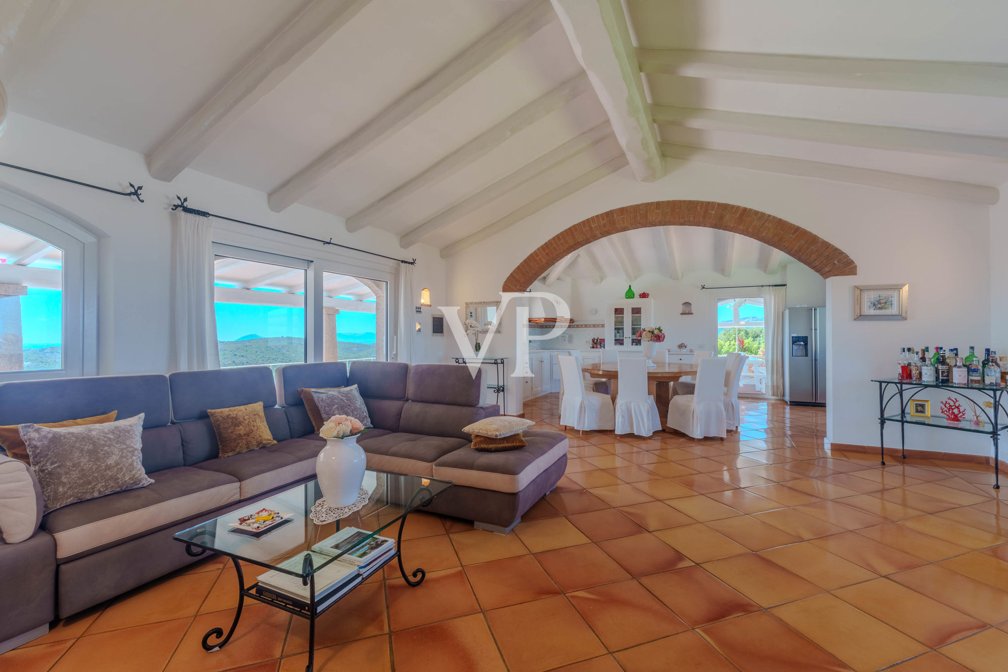 Einzigartige Villa mit Dependance und atemberaubendem Meerblick - nur 10 Minuten vom Porto Cervo entfernt