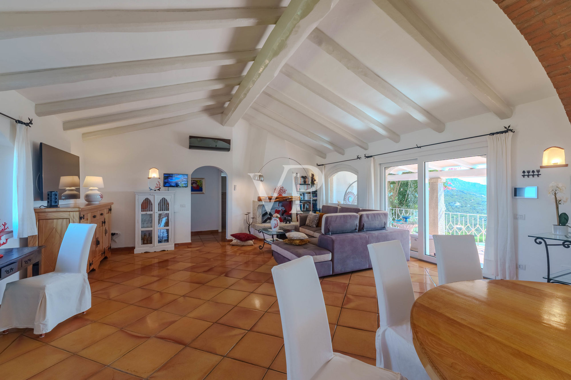Einzigartige Villa mit Dependance und atemberaubendem Meerblick - nur 10 Minuten vom Porto Cervo entfernt