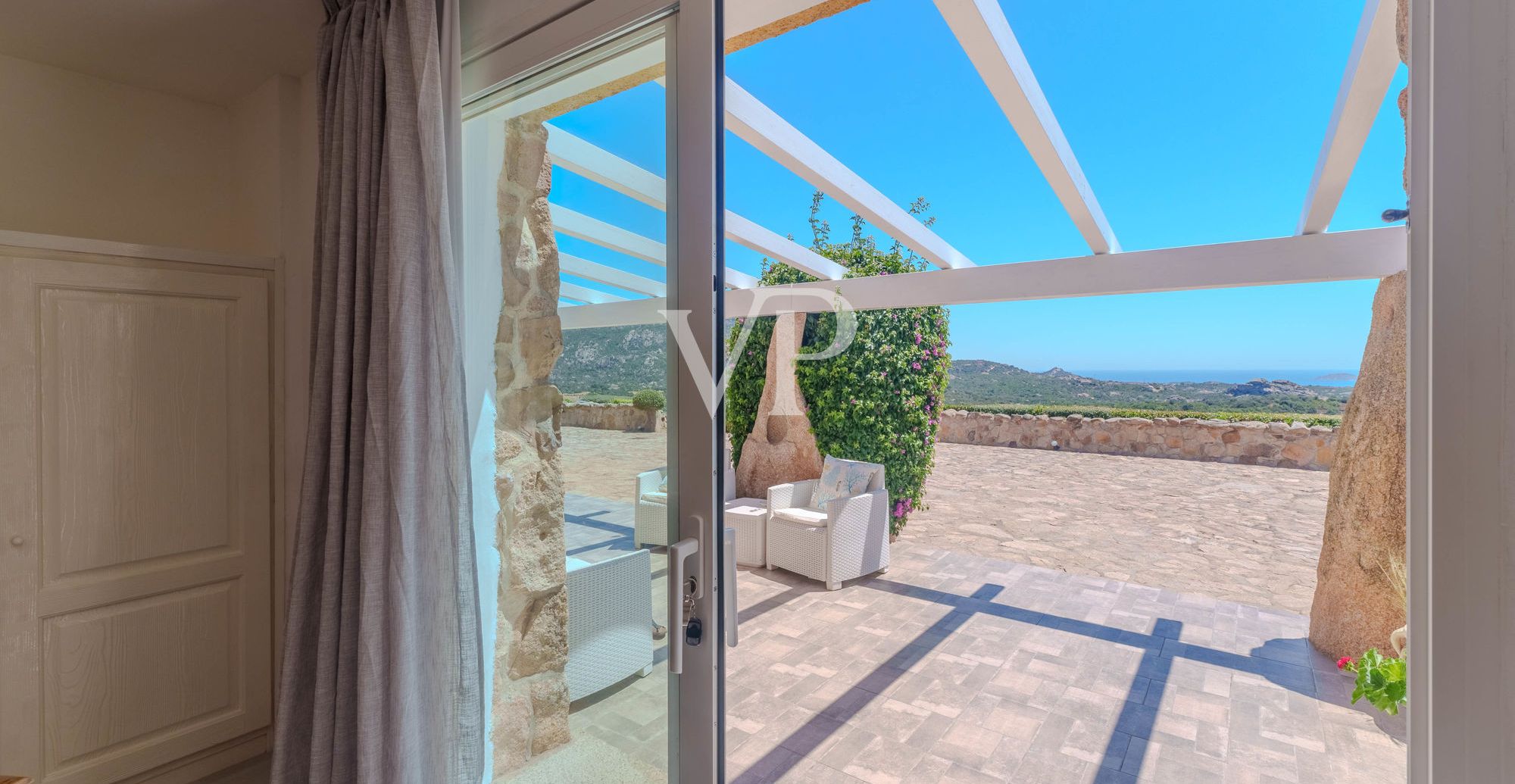 Einzigartige Villa mit atemberaubendem Meerblick - nur 10 Minuten vom Porto Cervo entfernt