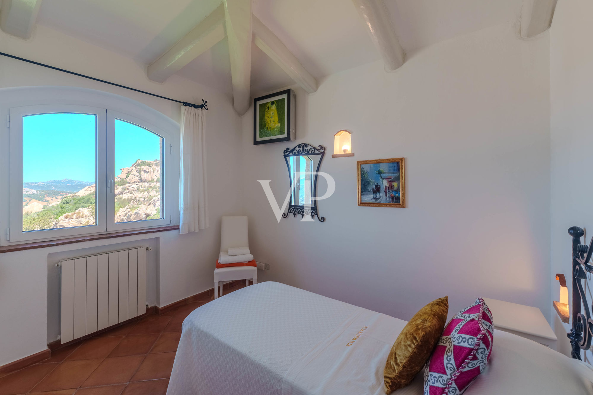 Einzigartige Villa mit Dependance und atemberaubendem Meerblick - nur 10 Minuten vom Porto Cervo entfernt