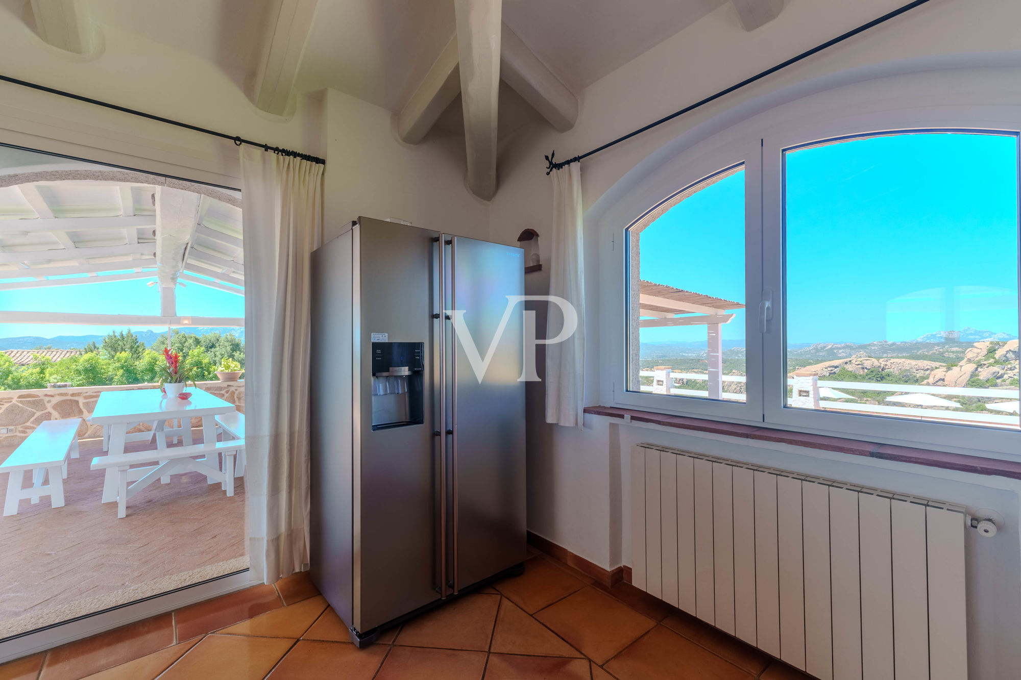 Einzigartige Villa mit Dependance und atemberaubendem Meerblick - nur 10 Minuten vom Porto Cervo entfernt