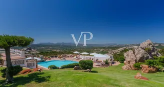 von_poll_real_estate_property_IT254152202_image_1