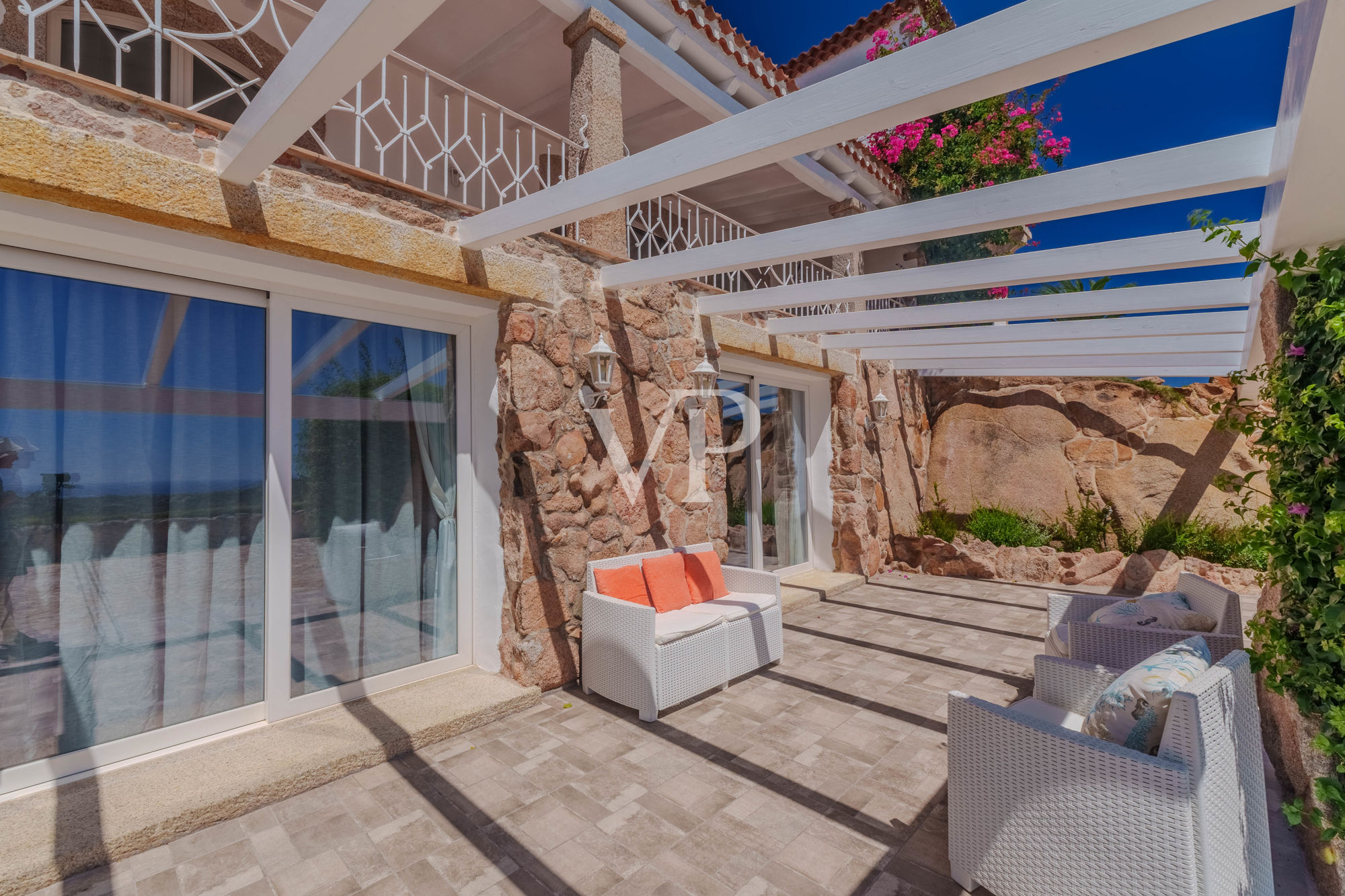 Einzigartige Villa mit Dependance und atemberaubendem Meerblick - nur 10 Minuten vom Porto Cervo entfernt