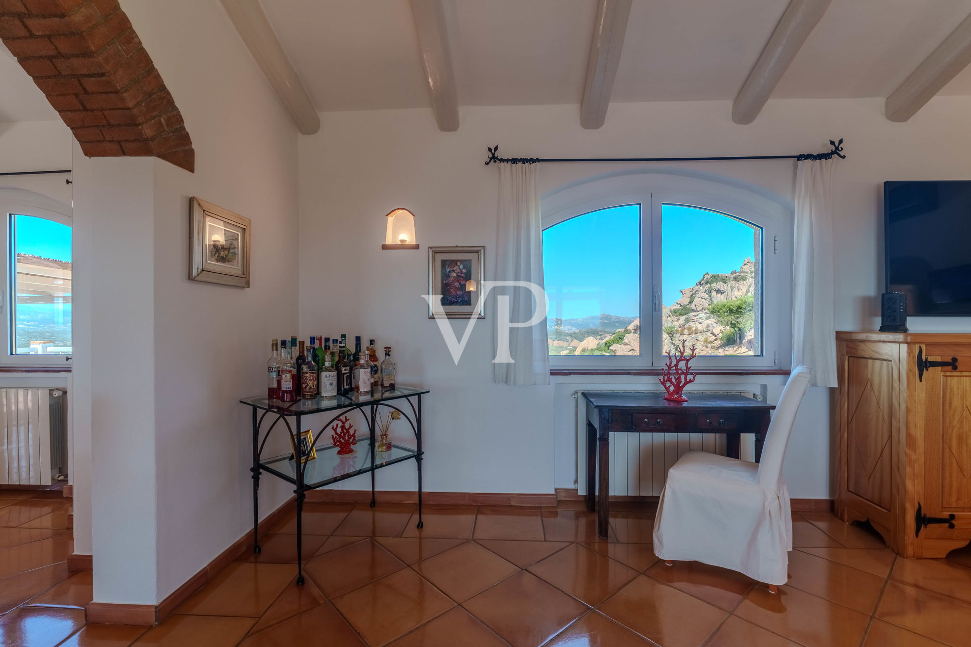 Einzigartige Villa mit Dependance und atemberaubendem Meerblick - nur 10 Minuten vom Porto Cervo entfernt
