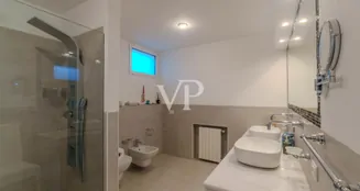 von_poll_real_estate_property_IT254152202_image_53