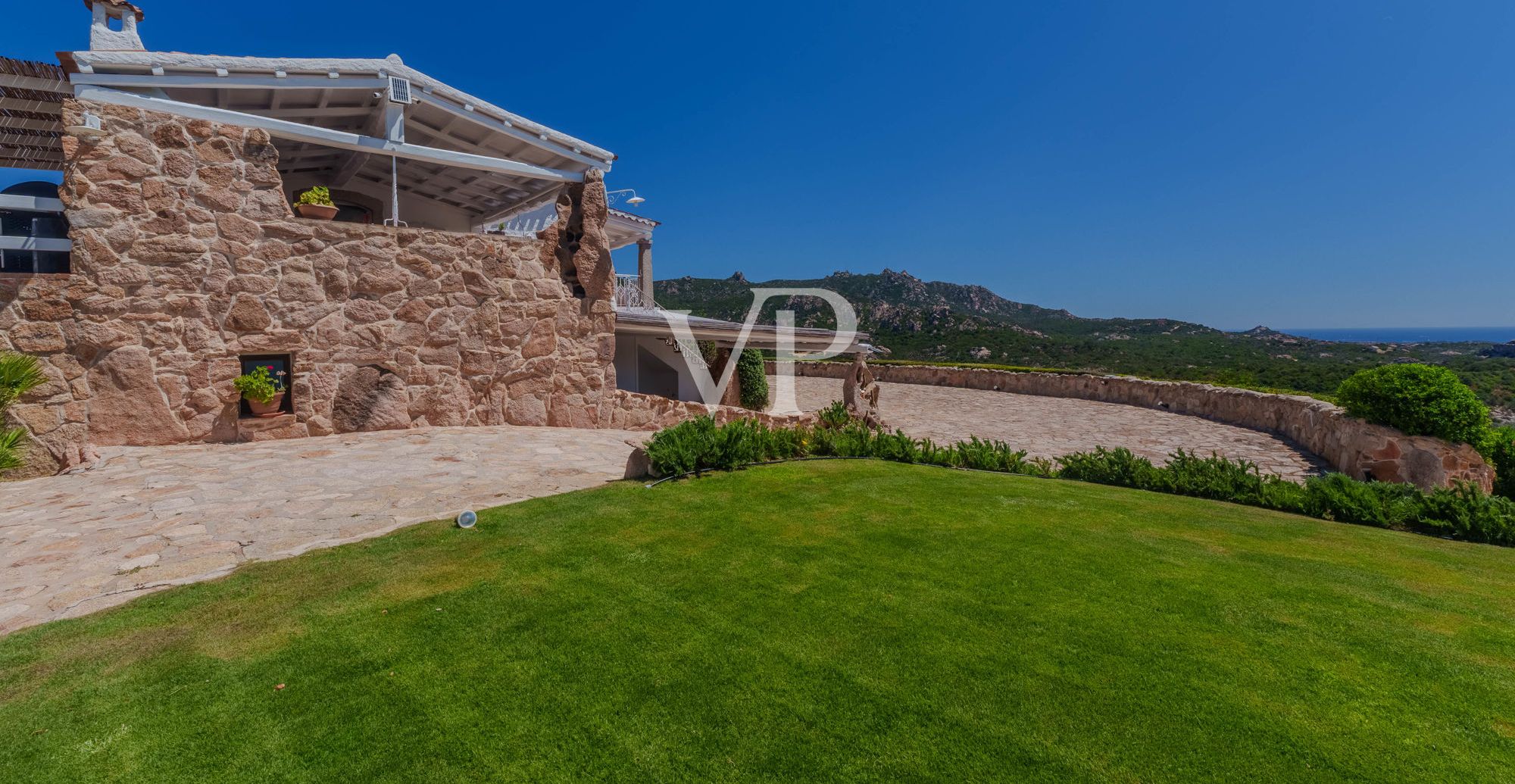 Einzigartige Villa mit atemberaubendem Meerblick - nur 10 Minuten vom Porto Cervo entfernt