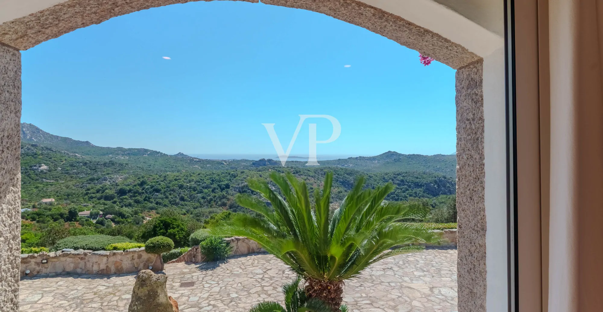 Einzigartige Villa mit atemberaubendem Meerblick - nur 10 Minuten vom Porto Cervo entfernt
