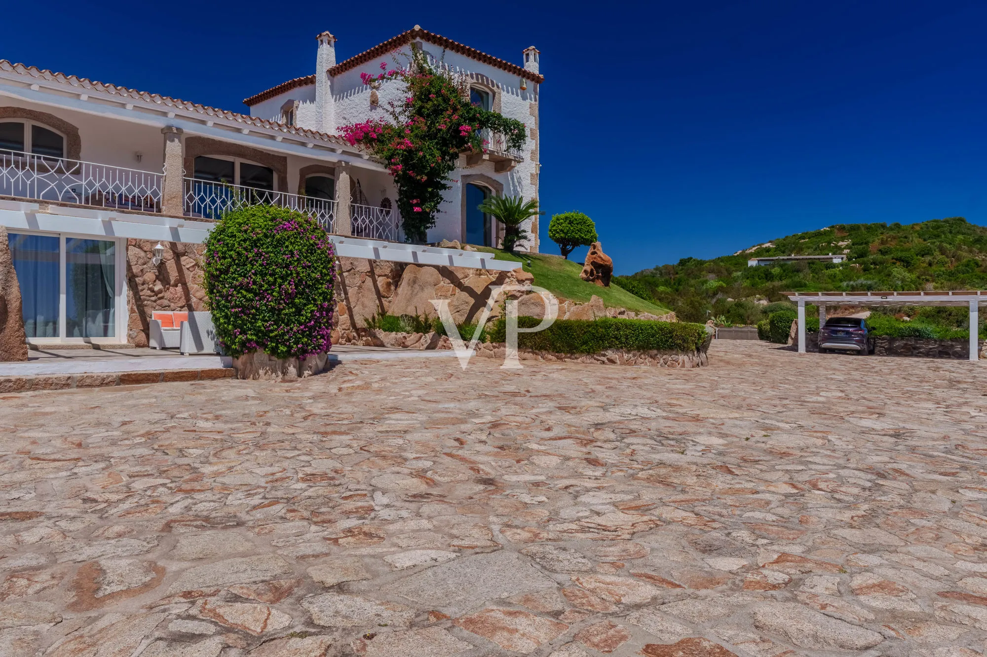Einzigartige Villa mit atemberaubendem Meerblick - nur 10 Minuten vom Porto Cervo entfernt