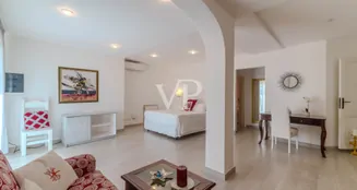 von_poll_real_estate_property_IT254152202_image_329