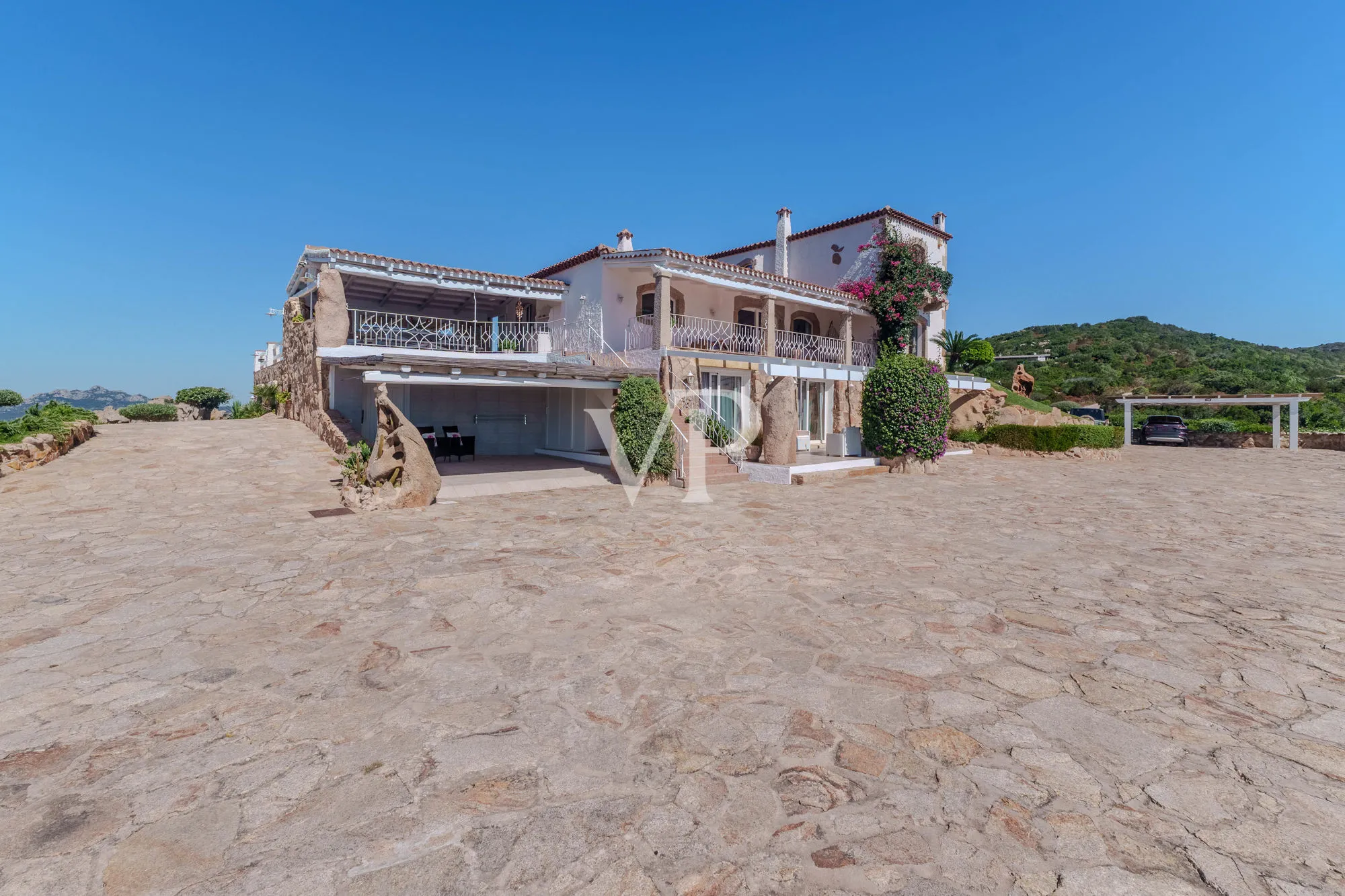 Einzigartige Villa mit atemberaubendem Meerblick - nur 10 Minuten vom Porto Cervo entfernt