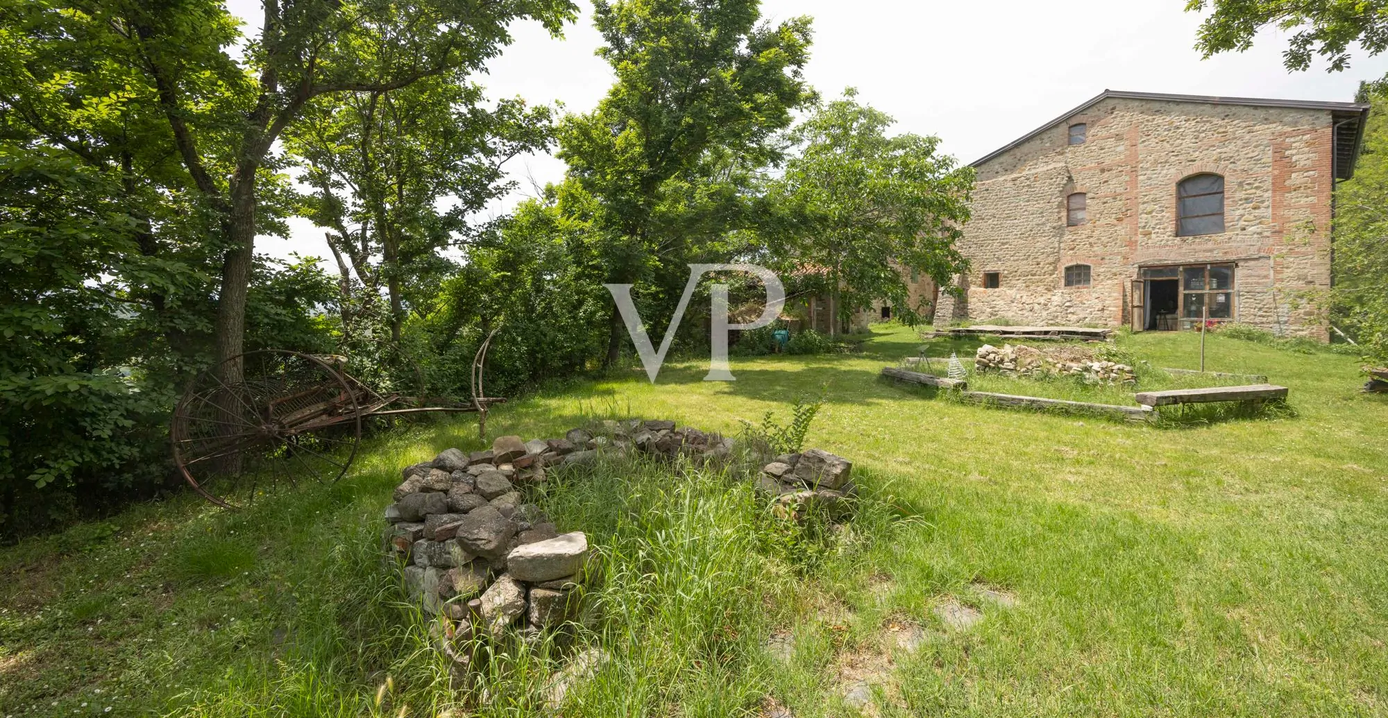 Schloss Fiagnano in Casalfiumanese: zwischen Schönheit, Geschichte und Magie